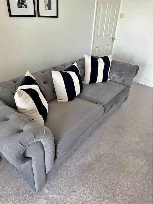 London Sofa Signature Chesterfield – 2-Seater Edition