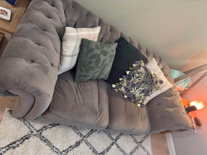 Vintage-Inspired 2-Seater Chesterfield – Made in the UK